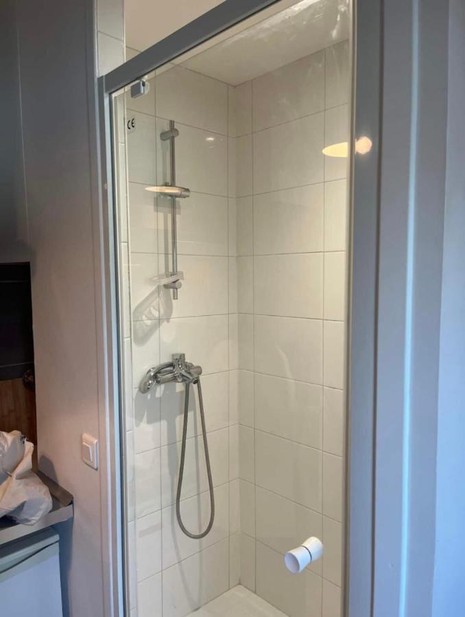 דירות פריז Cosy Studio Saint-Lazare מראה חיצוני תמונה